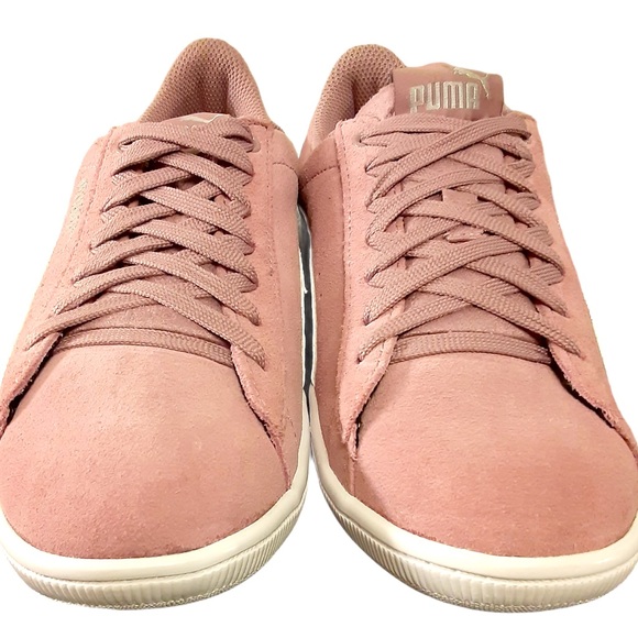 PUMA Vikky Suede Athletic Sneaker Suede Elderberry White Women's
